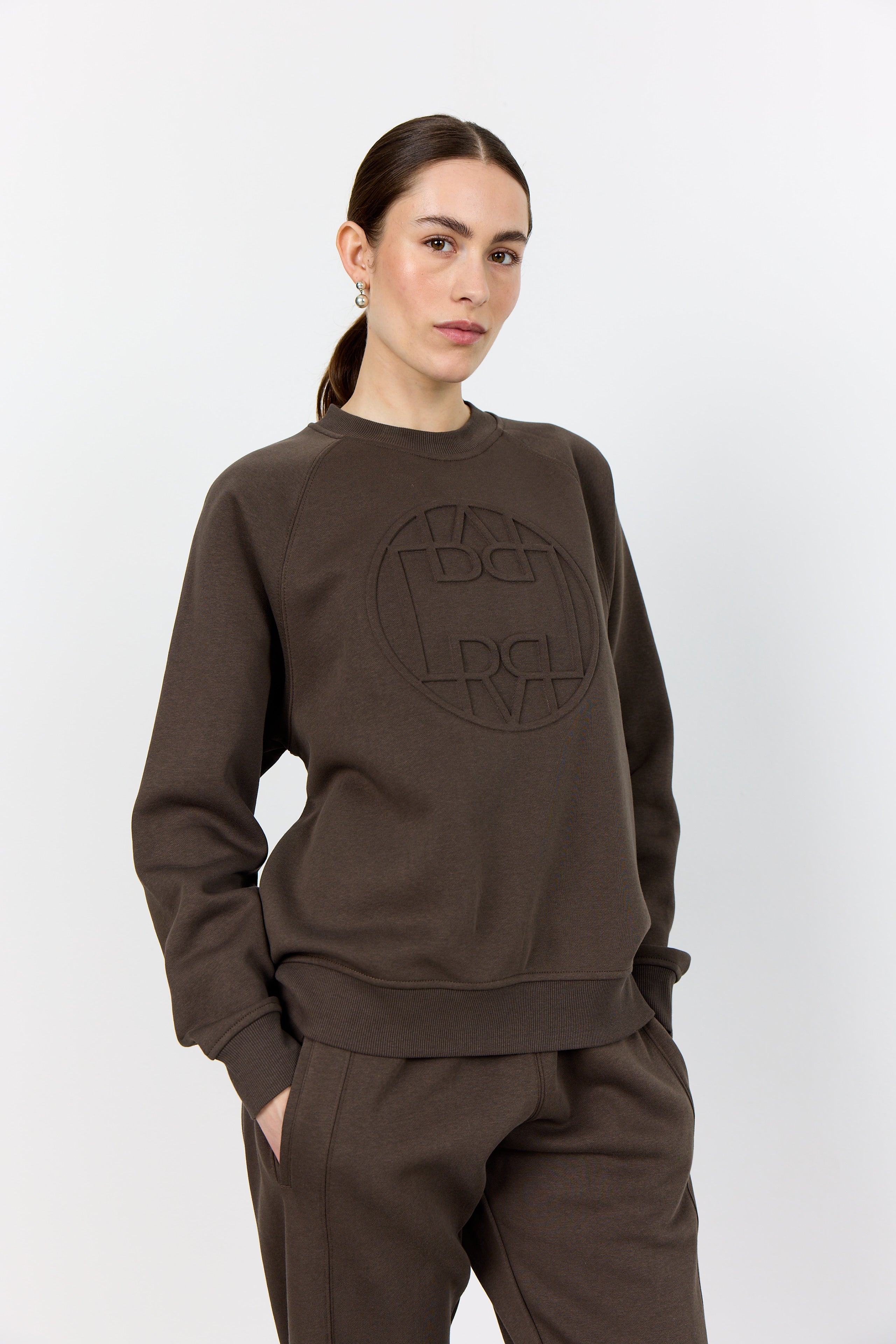 Leveté Room - LR-Nuka 11 Sweatshirt. mørkebrun