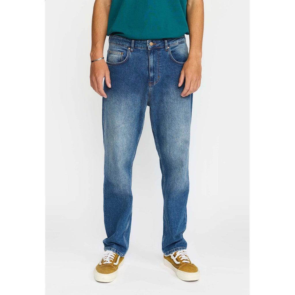 Revolution - Relaxed Fit Washed Jeans