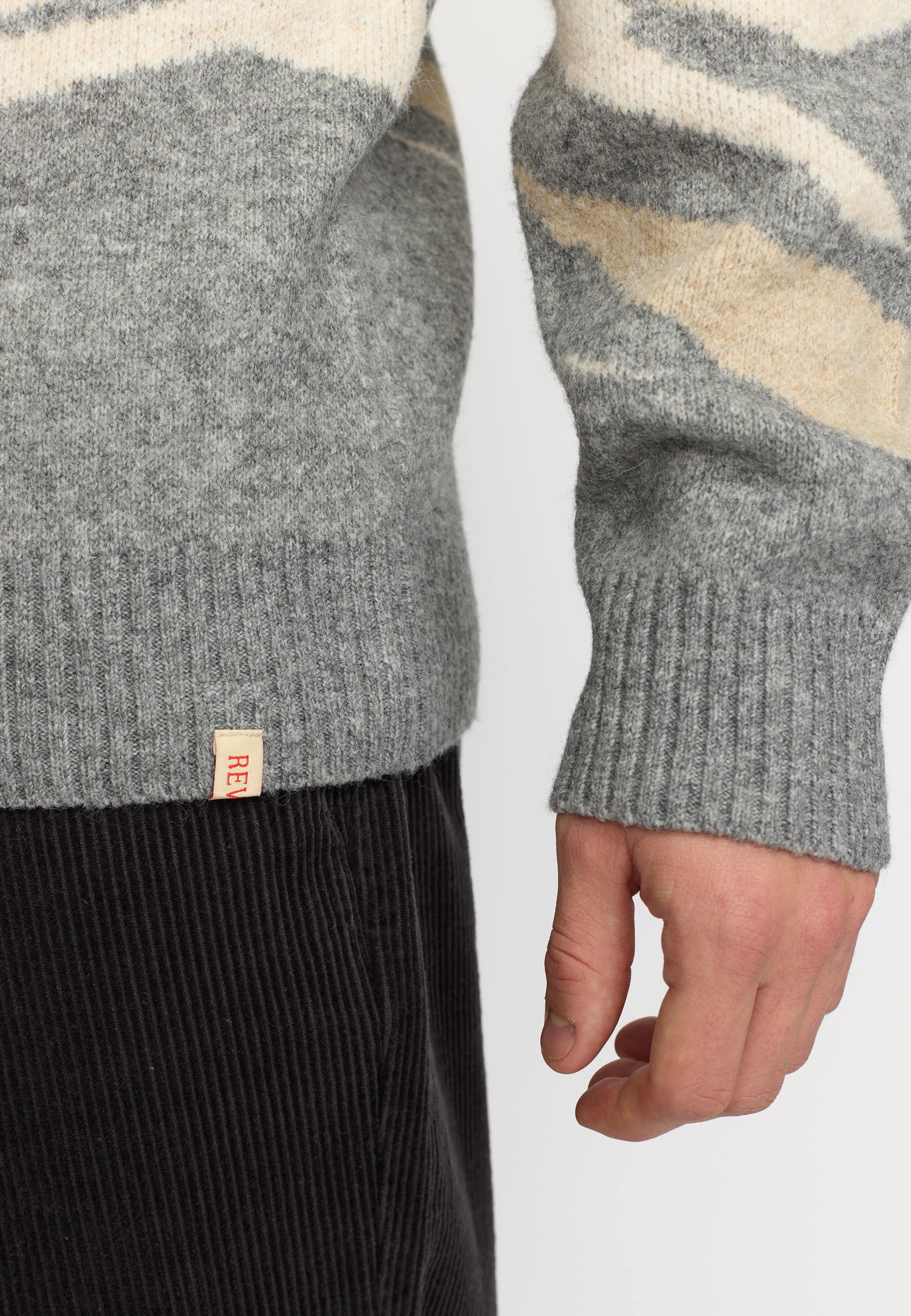 Revolution - Sweater med bjergmotiv