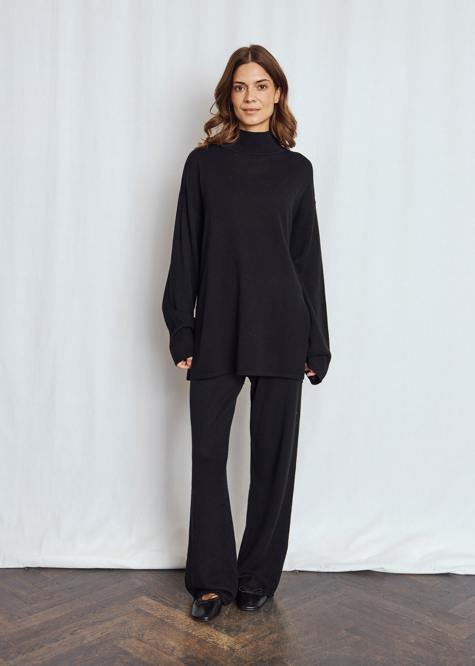 Bruun & Stengade - Guro Strik med høj hals i sort