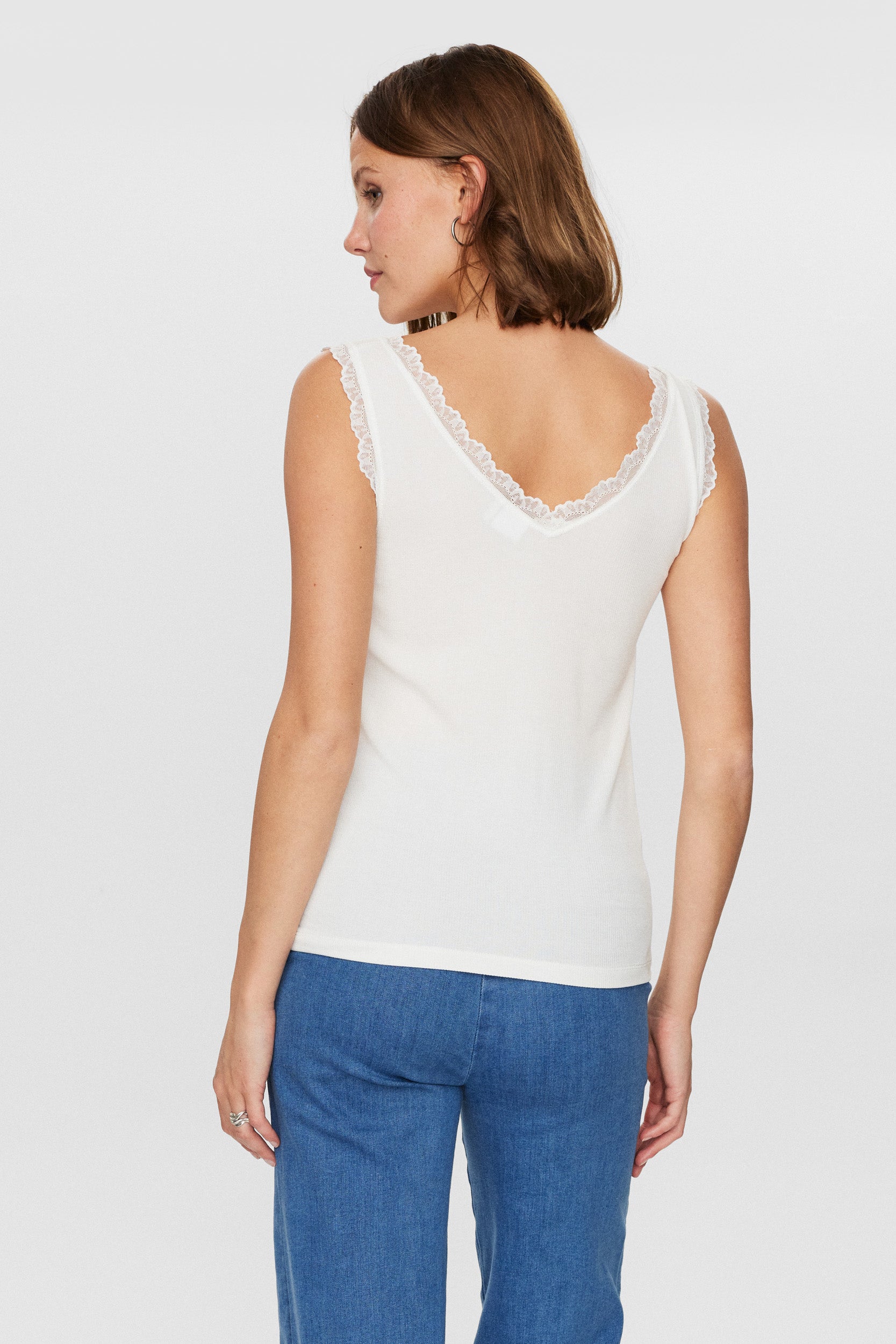 Nümph NUBowie Lace Top, hvid