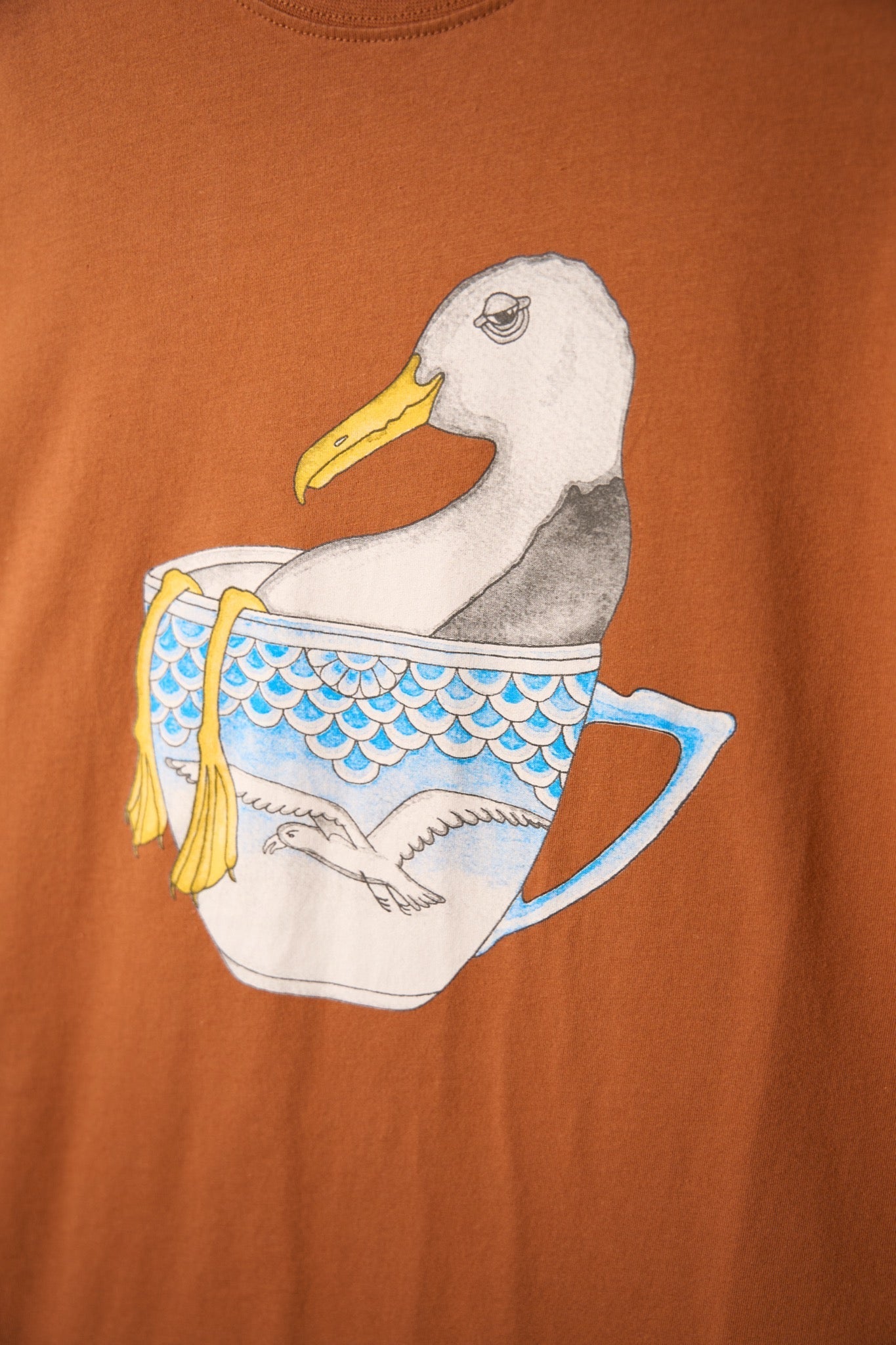 Lakor - Seagull in a cup t-shirt
