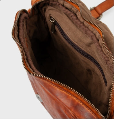 Montana - Jardine Crossbody i cognac